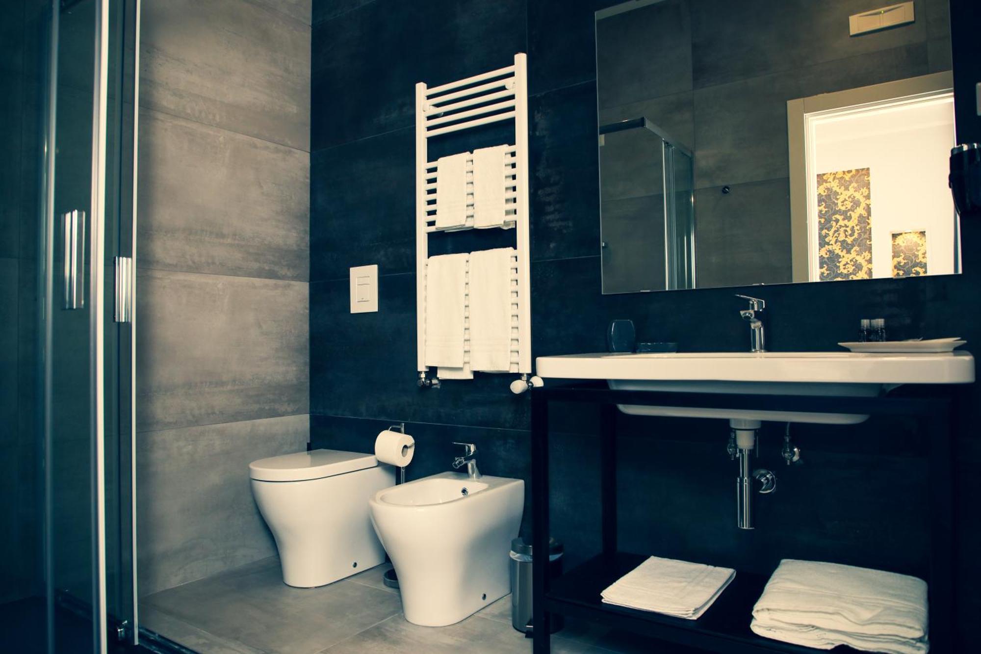 Principessa Isabella Luxury Rooms Salerno Ngoại thất bức ảnh