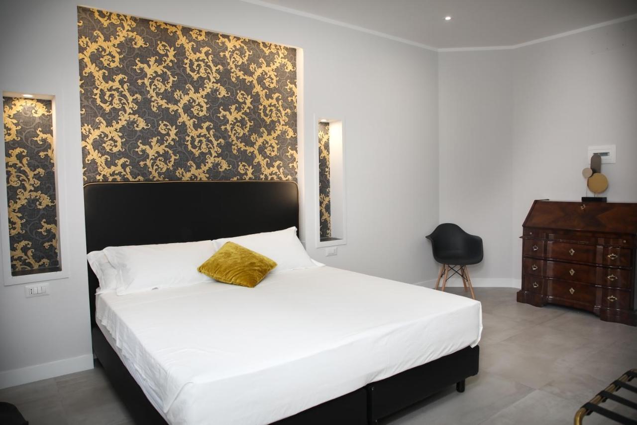 Principessa Isabella Luxury Rooms Salerno Ngoại thất bức ảnh