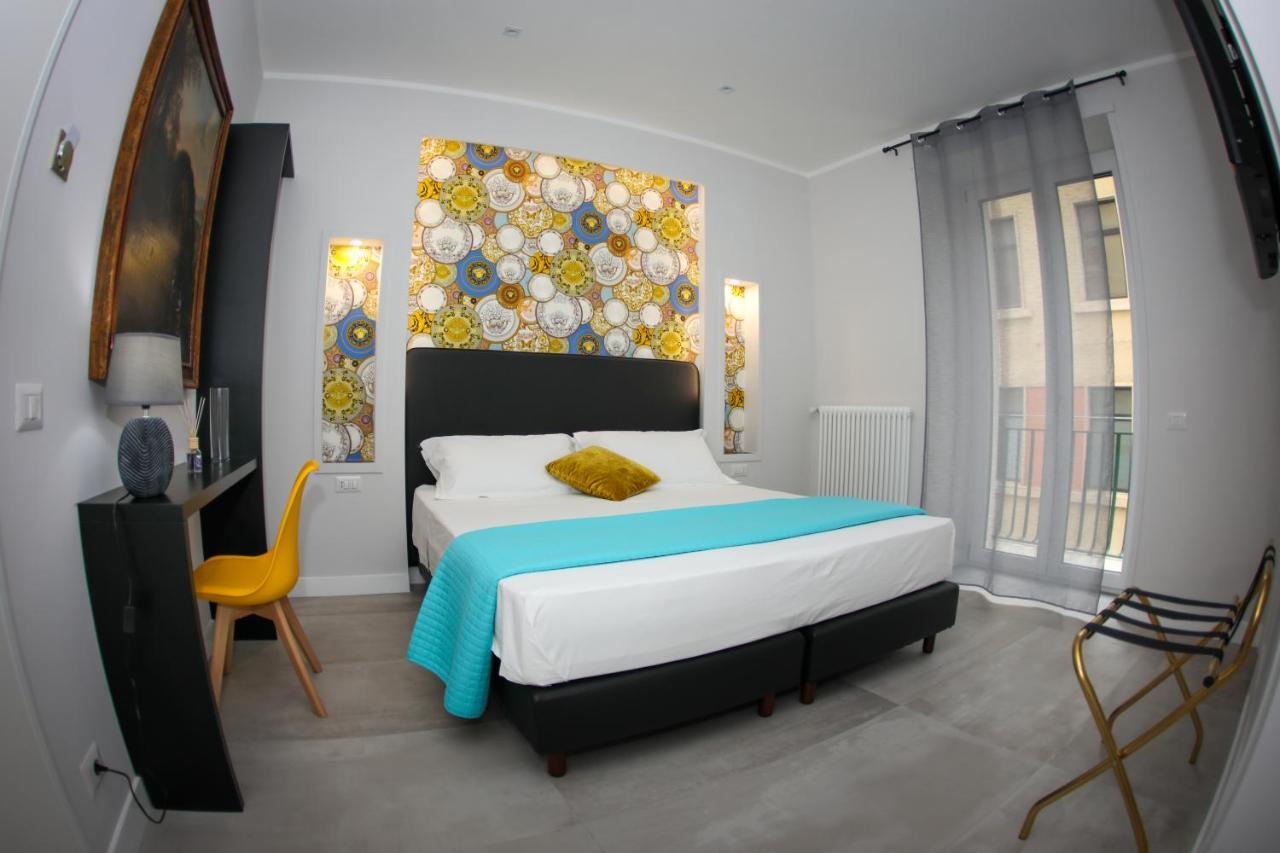 Principessa Isabella Luxury Rooms Salerno Ngoại thất bức ảnh
