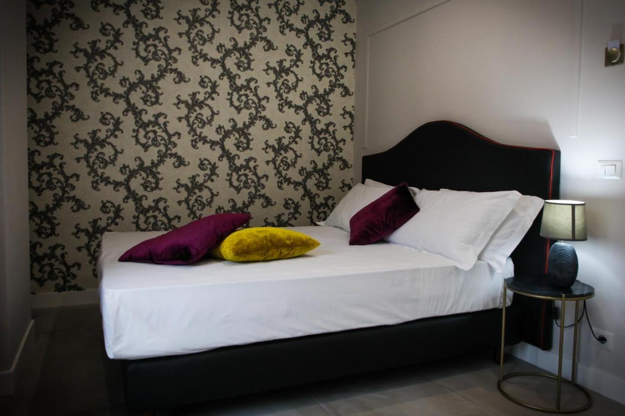 Principessa Isabella Luxury Rooms Salerno Ngoại thất bức ảnh