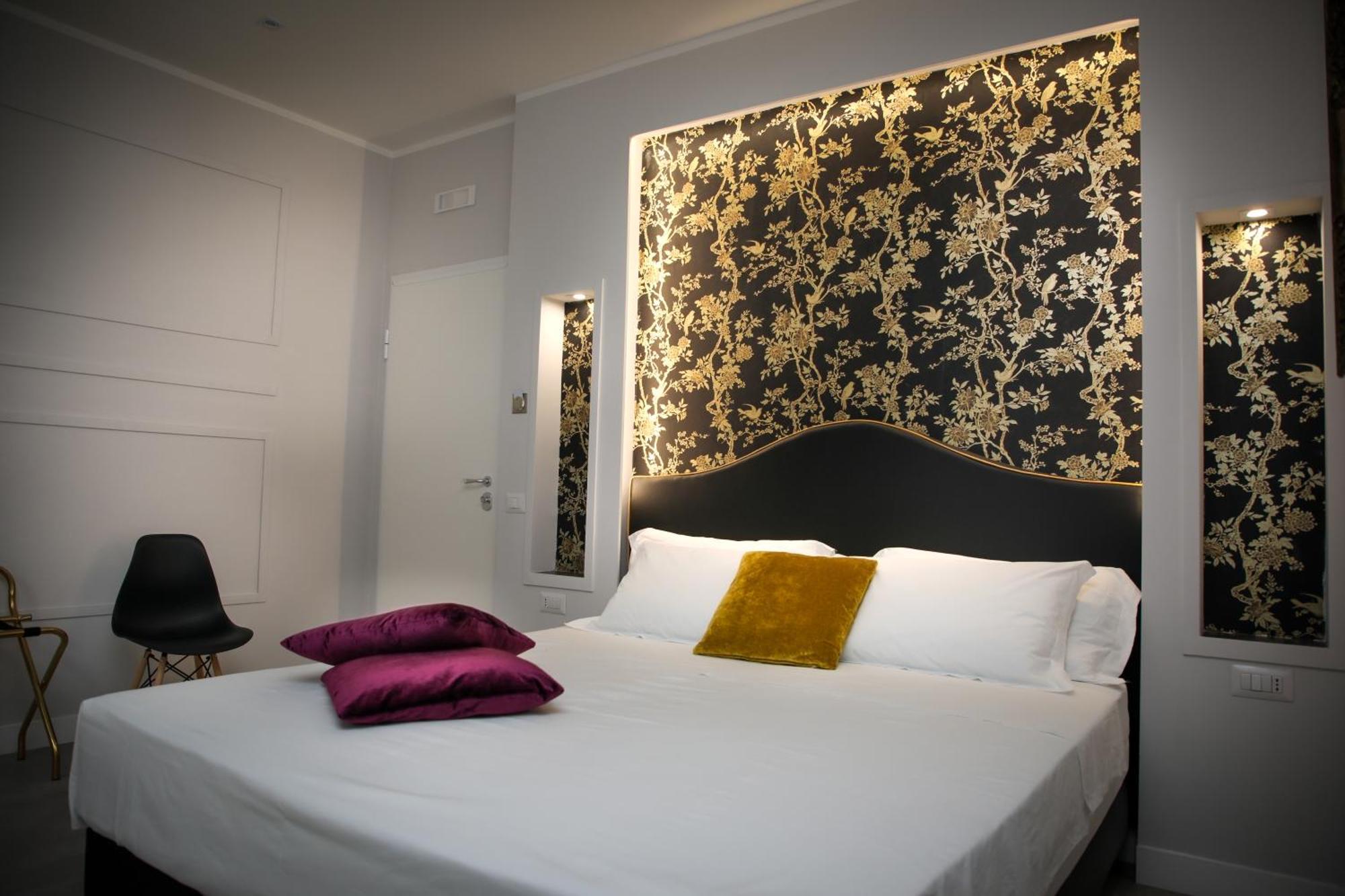 Principessa Isabella Luxury Rooms Salerno Ngoại thất bức ảnh